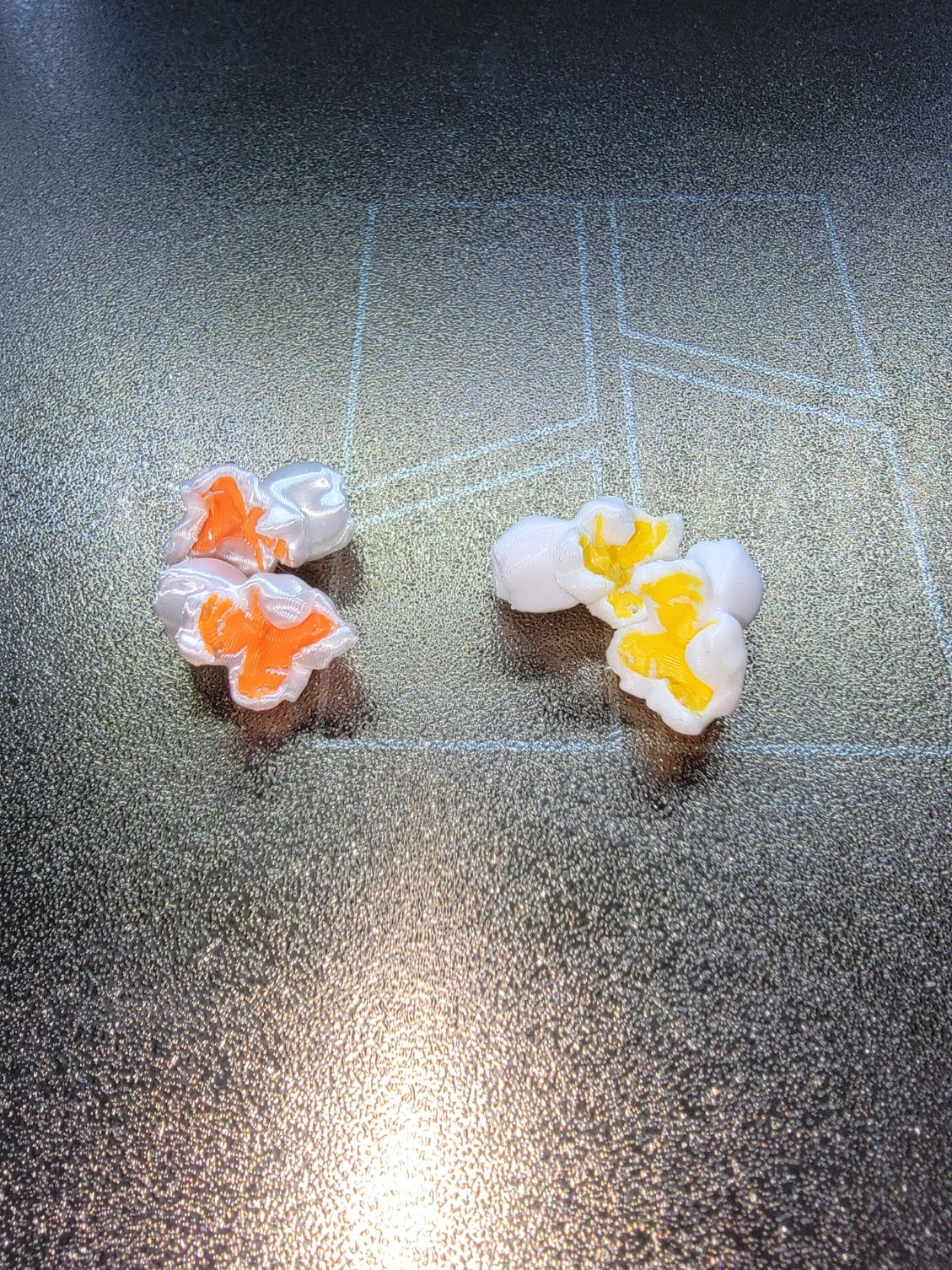 Popcorn Earring by Eyf_Design
