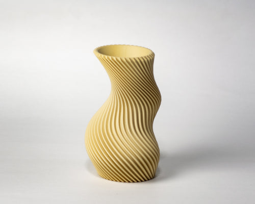 Vase 004 by Bearded Printer